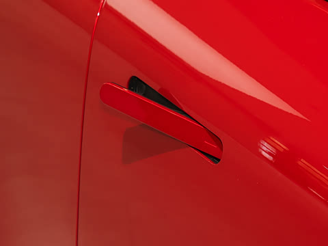 2025�� 750 ���� Max