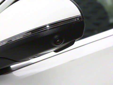 2026�� C 260 L �˶��ر��