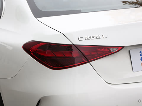 2026�� C 260 L �˶��ر��