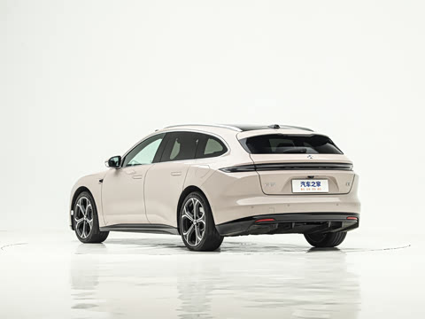 2025�� 100kWh Touring