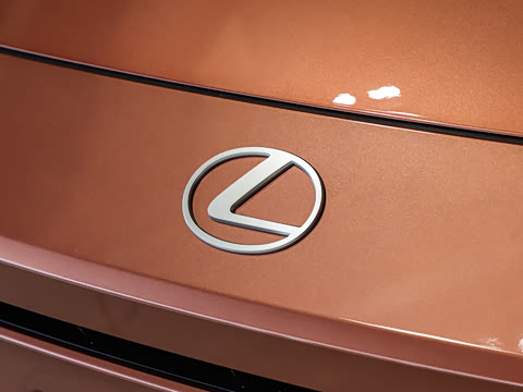 2026�� 300h