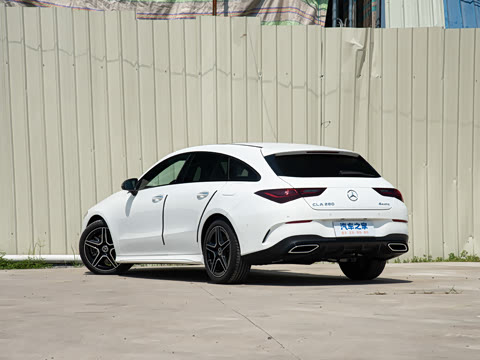 2025�� CLA 260 4MATIC ���ܳ�