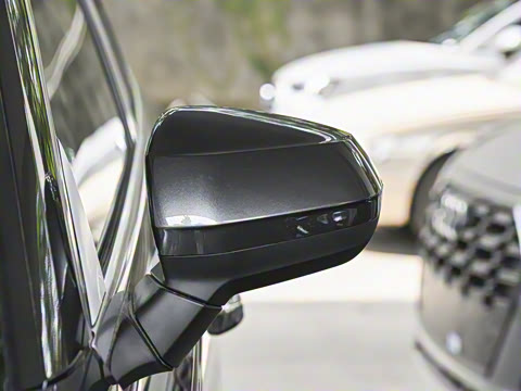 2026�� quattro 45�����ذ� 35TFSI ʱ�ж�����