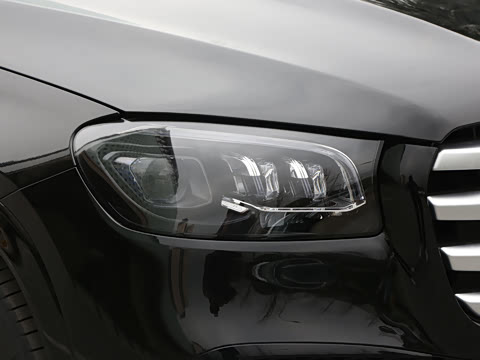 2026�� GLS 450 4MATIC ������