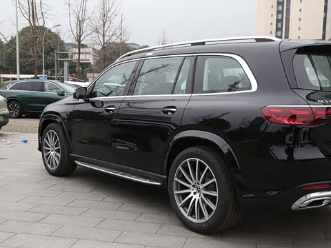 2026�� GLS 450 4MATIC ������