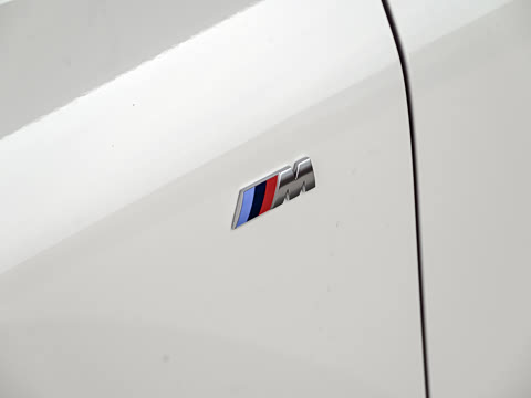 2026�� M35i