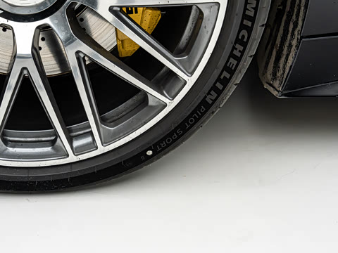 2026�� AMG GT 63 4MATIC+