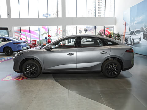 2025�� 520���г��а�