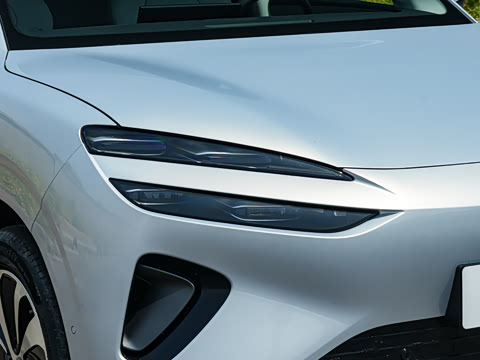 2026�� EV  605�캽��