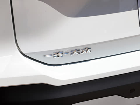 2026�� ̽��L 300TSI ������Ӣ