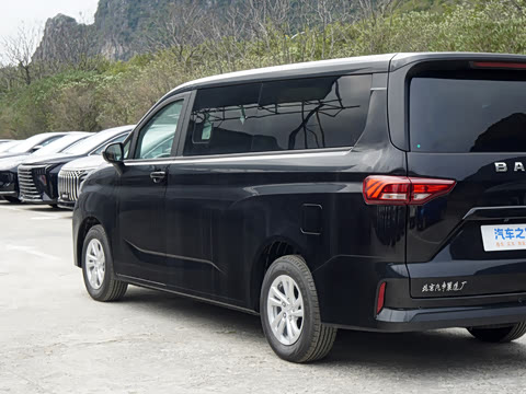 2026�� 2.0L �ֶ���������� 9��