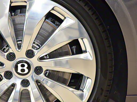 2024�� V8 Edition 8