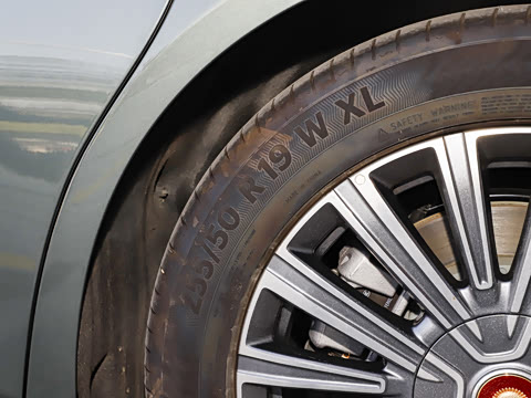 2024�� 3.0T V6��