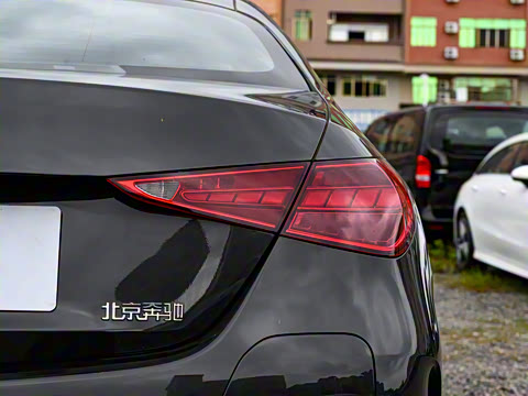 2025�� �Ŀ� C 350 eL