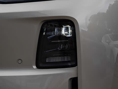 2027�� 660������