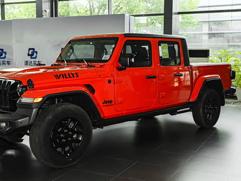 2023�� 3.6L Overland