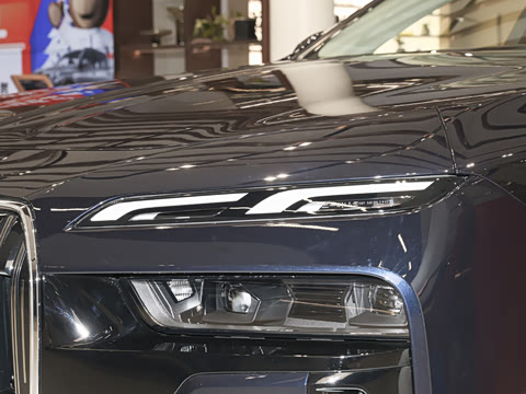 2026�� 735Li M�˶���װ