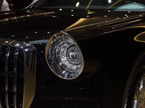 2026�� 4.0T V8 ��ϼ���ư�