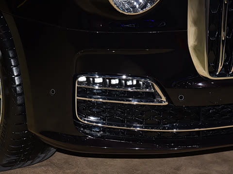 2026�� 4.0T V8 ��ϼ���ư�