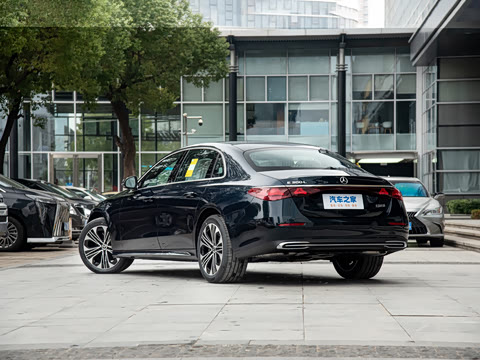 2026�� E 300 L ������