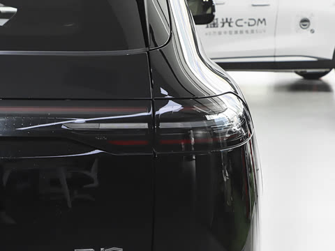 2025�� ���� 265 Max��������������ʻ