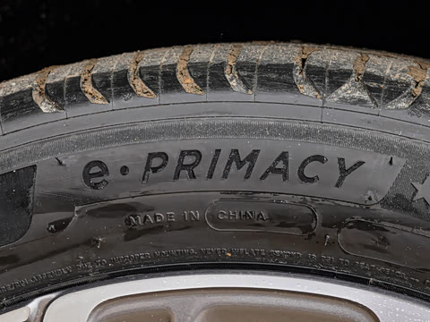 2026�� �Ŀ� E 300 L ʱ����