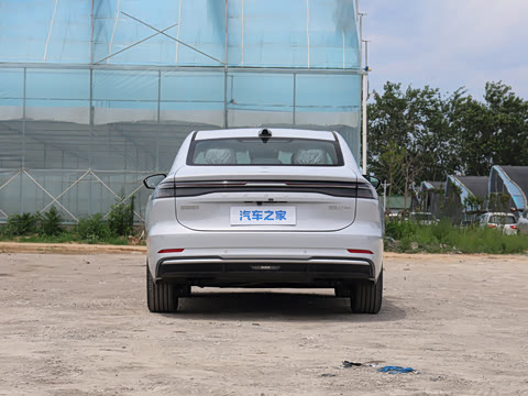2026�� EM-i 235km ̽��+��