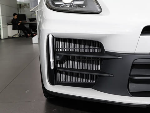 2026�� Panamera ������ 2.9T