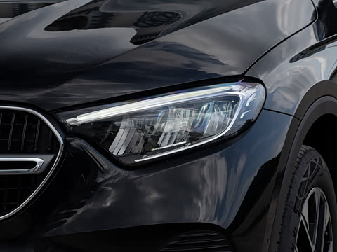 2026�� �Ŀ� GLC 260 L 4MATIC ������