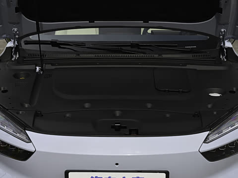 2026�� 705km MAX����������