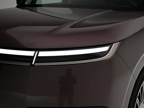 2026�� ���� 1585 �����콢��