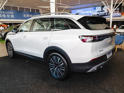 2025��  330TSI ����Ѳ�� ������