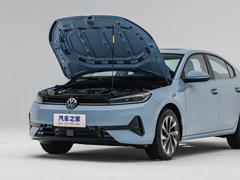 2026�� S 300TSI ������