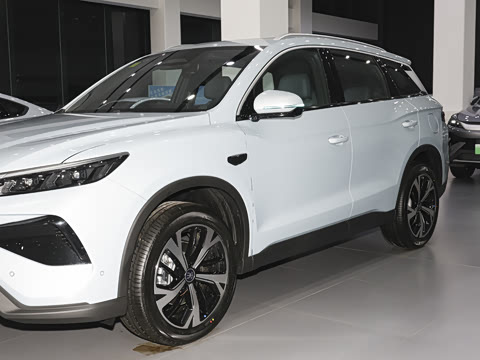 2026�� DM-i 220KM׿Խ��