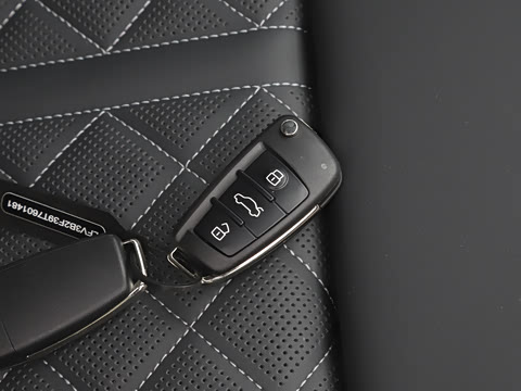 2026�� quattro 45�����ذ� 40TFSI ʱ�ж�����