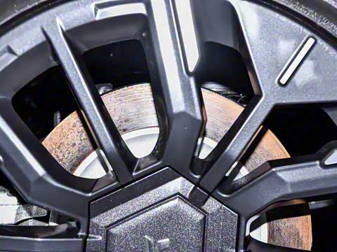 2025�� 670 Pro��