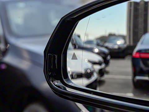 2026�� eDrive 35L M�˶���װ