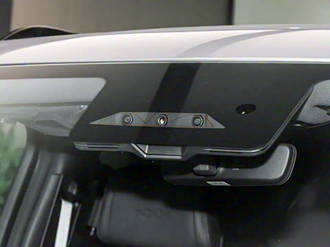 2025�� 210KM ����Ultra��