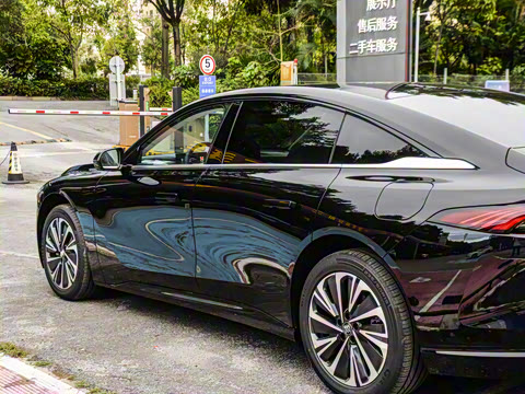 2025�� ������