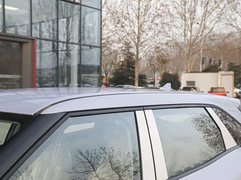 2025�� 301KM �캽��