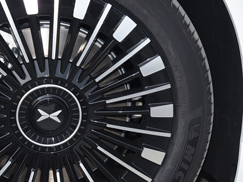 2026�� ���� 650 Ultra