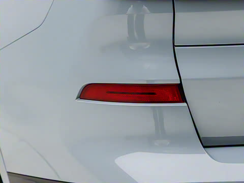 2024�� xDrive40i ������M�˶���װ