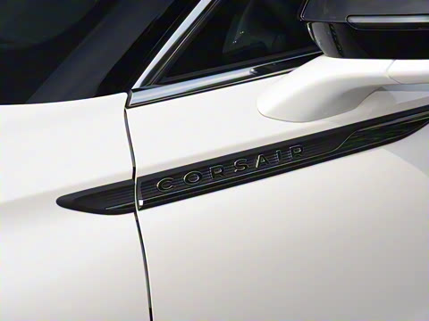 2025�� 2.0T ����������