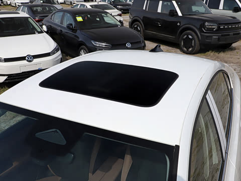 2026�� S 300TSI ������