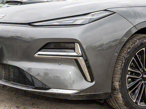 2025�� 60km EM-i ������