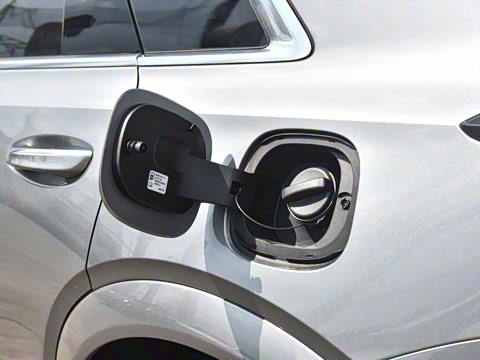 2025�� 2.0T �󶼻���