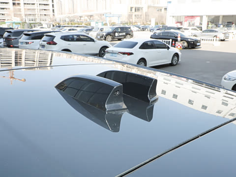 2026�� 3.0 L6 400PS AB�����