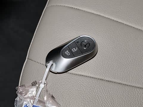 2026�� CLE 300 4MATIC �����ͽ��ܳ�