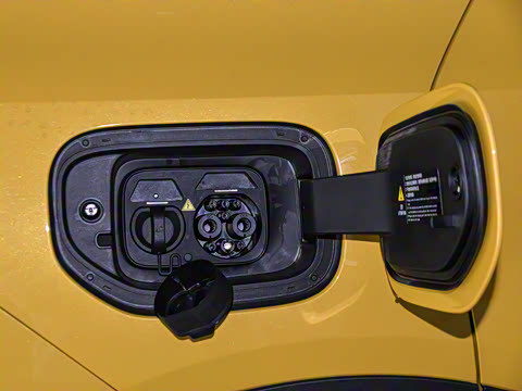 2026�� 300Ultra ��ΪǬ��ADS SE��