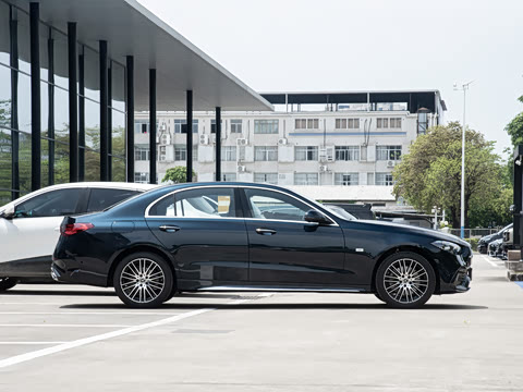 2026�� �Ŀ� C 260 L �˶��ر��